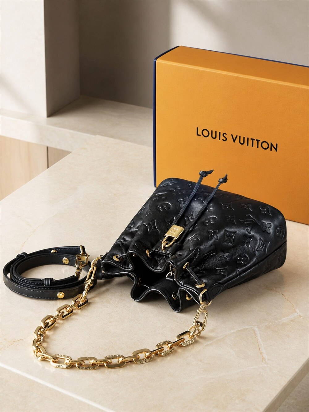 Louis Vuitton Coussin Black Lambskin Bucket Shoulder Bag - Picture 7 of 8